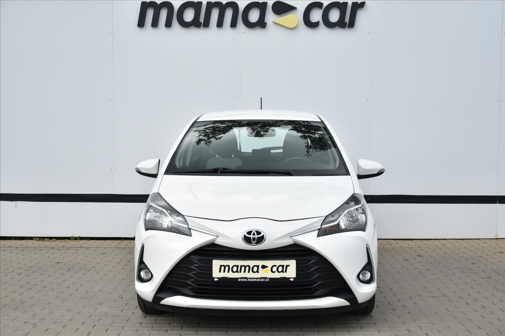 Toyota Yaris, 1.5 VVT-i 82kW SERVISNÍ KN.ČR - fotka 2