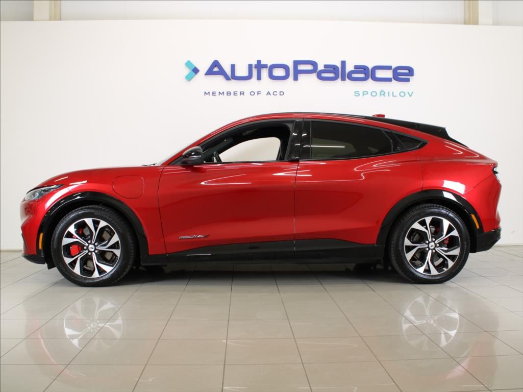 Ford Mustang Mach-E, 98kWh Premium 273kW 1.maj. - fotka 5