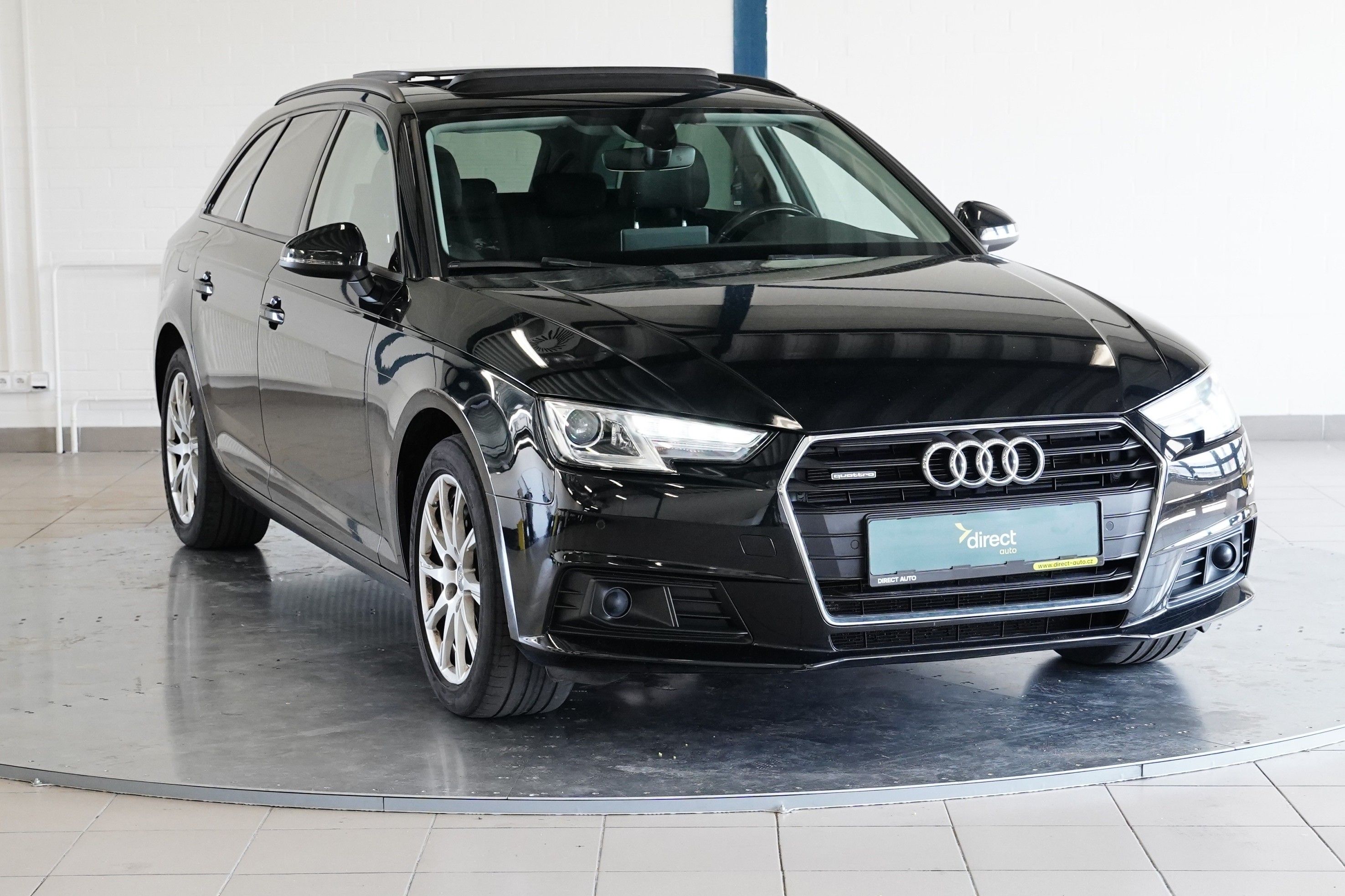 Audi A4, 2.0 TDI 140 kW Quattro - fotka 3