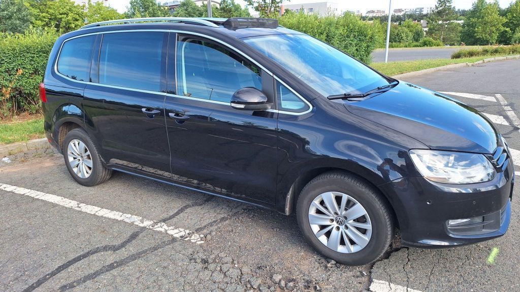 Volkswagen Sharan, 2.0 TDi, 103 kW, DSG - fotka 5