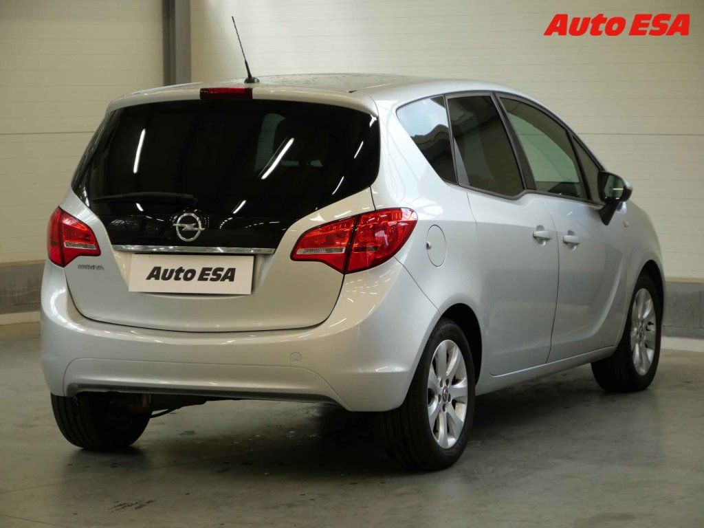 Opel Meriva, 1.4i,2.maj,ČR - fotka 4