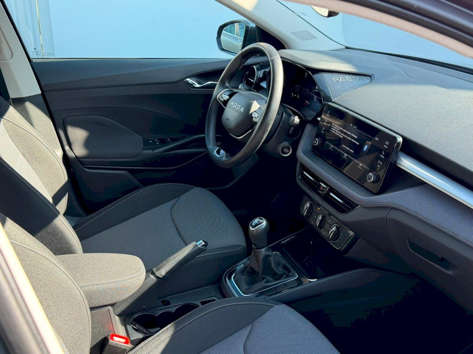 Škoda Fabia, Selection 1,0 TSI 70 kW 5° MP - fotka 6
