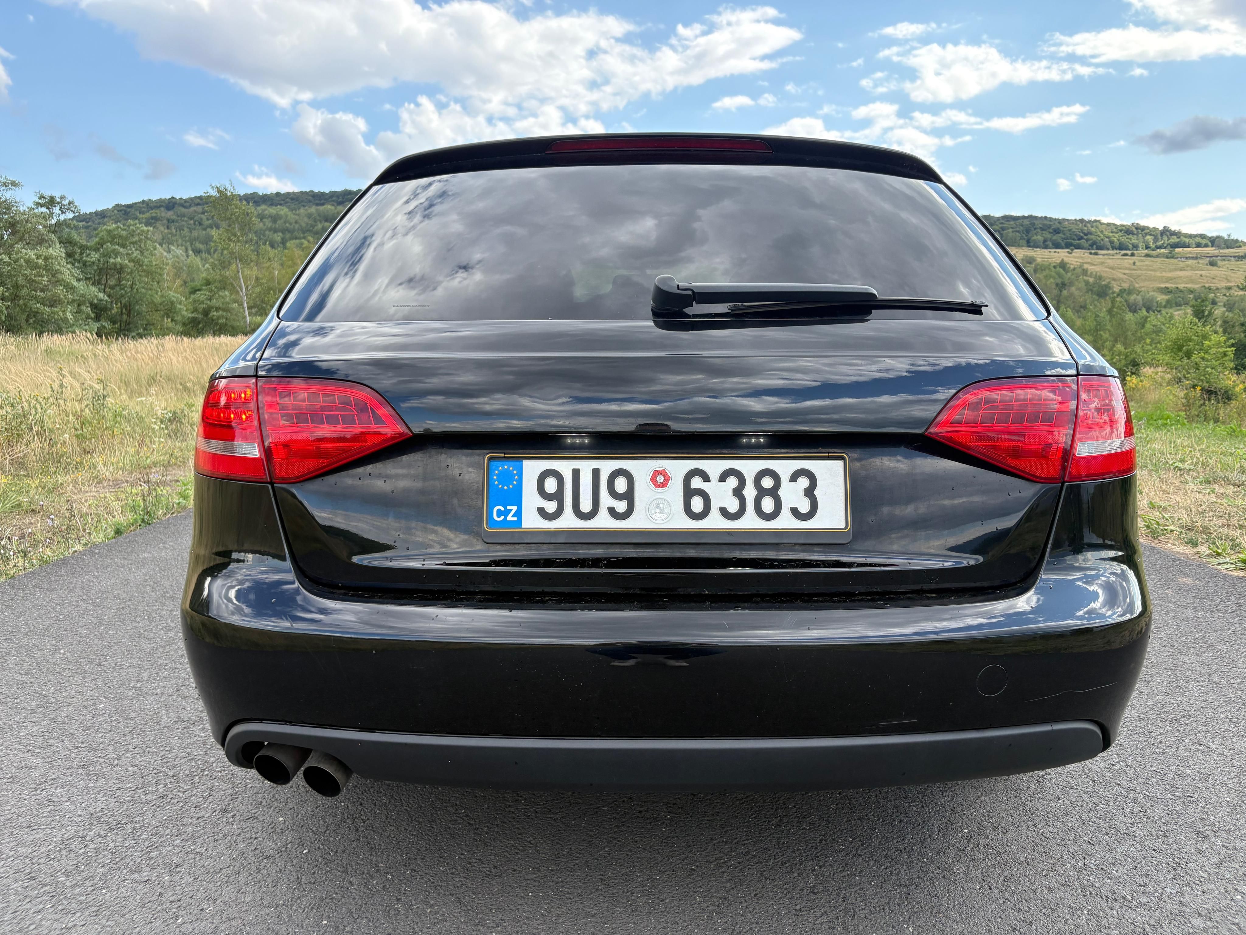 Audi A4, 2.0TDI QUATTRO S-Line AVANT - fotka 4