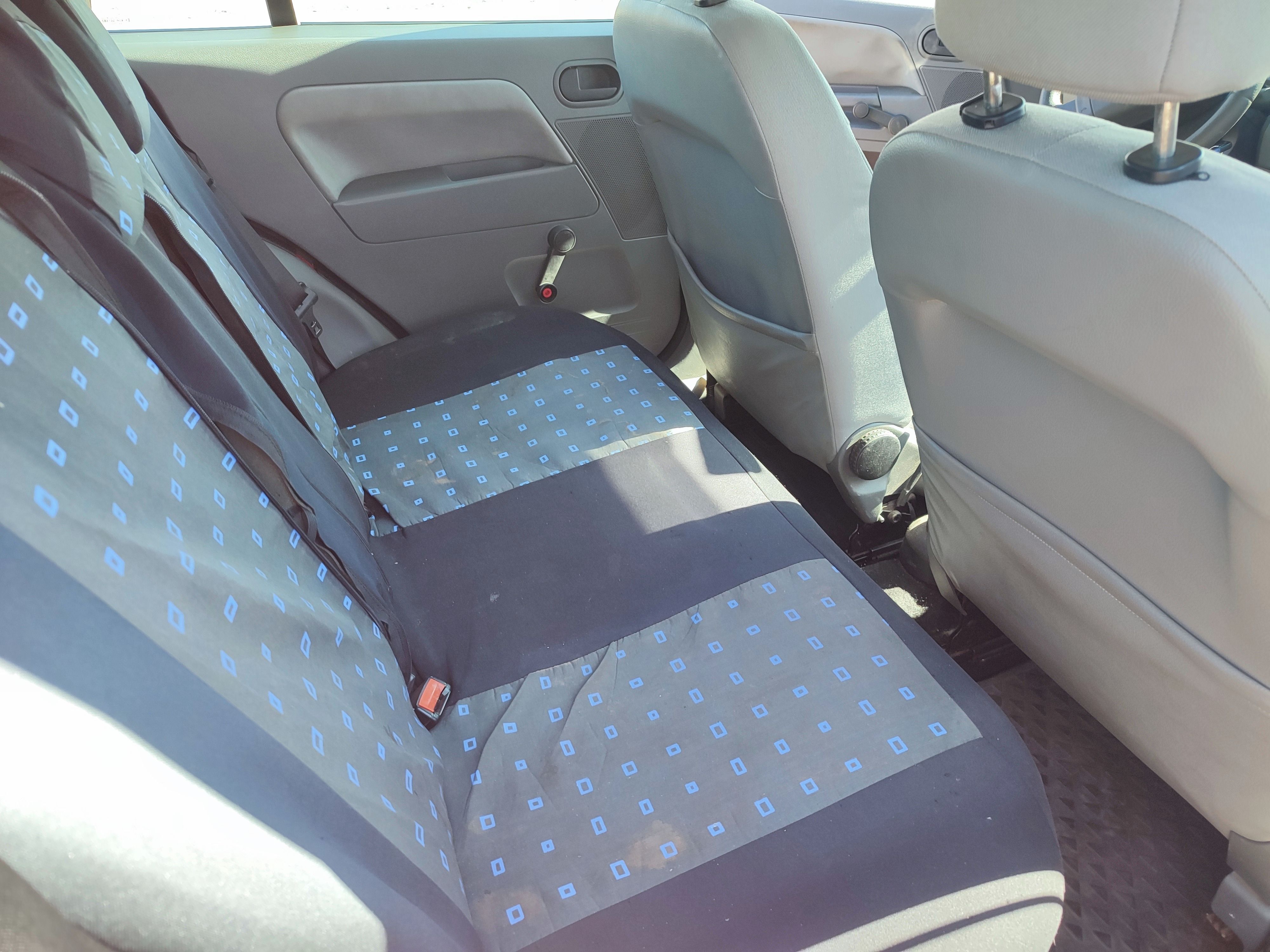 Ford Fusion, 1.4 16 V 59 kW, 116 000 km - fotka 6