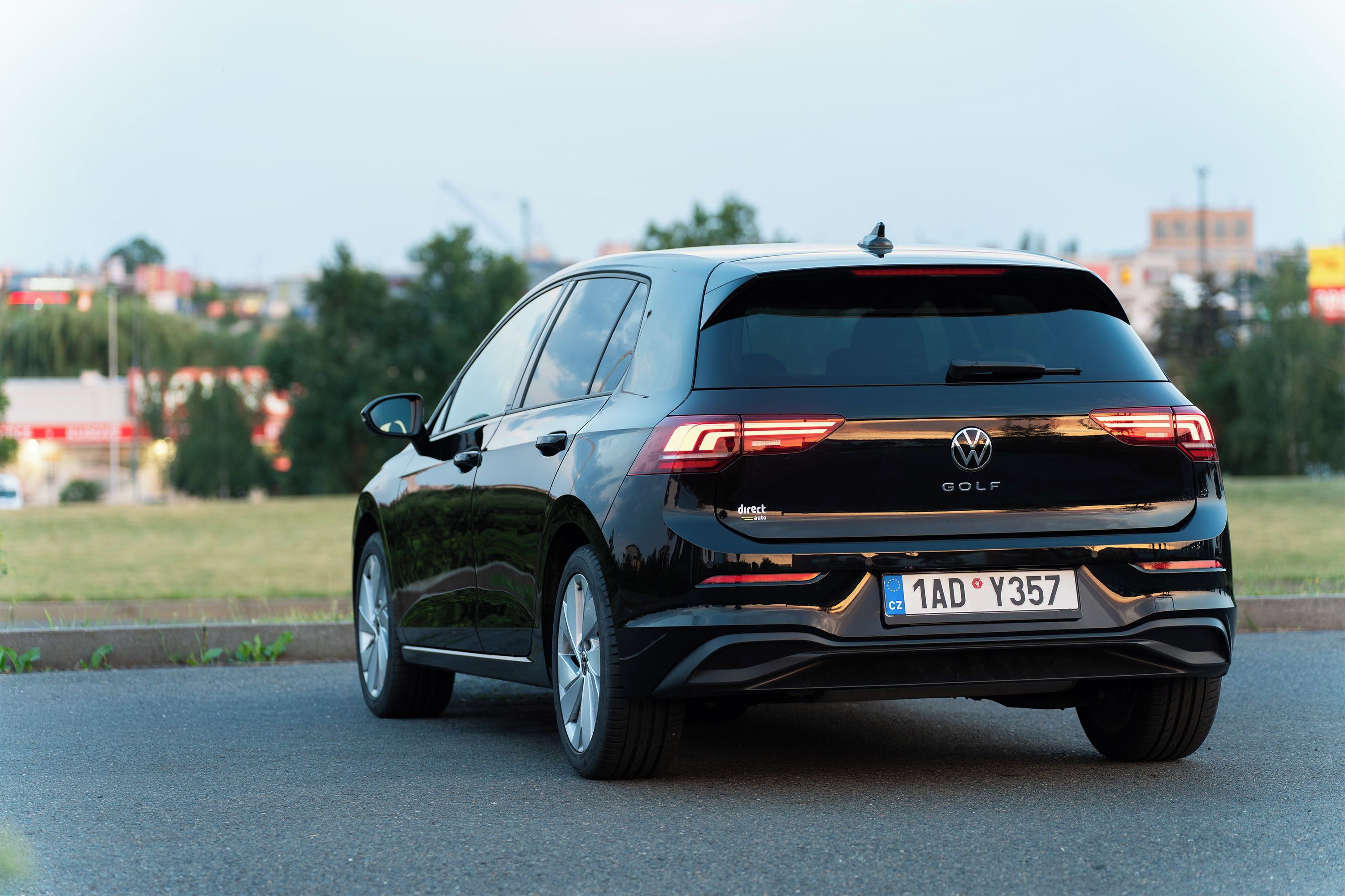 Volkswagen Golf, VW Golf VIII 1.5 TSI 85kW - fotka 5