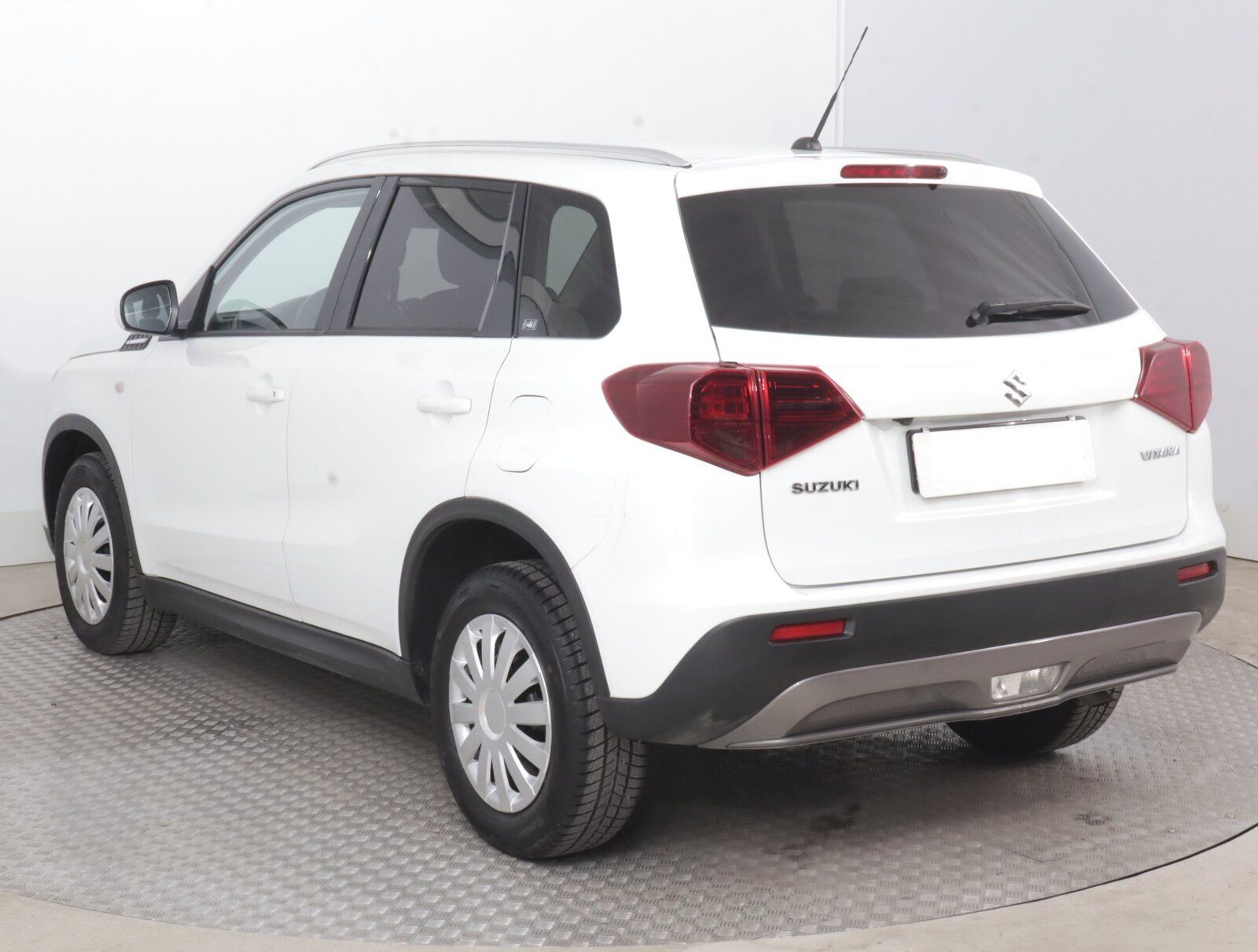 Suzuki Vitara, 1.0 BoosterJet, Automat - fotka 4