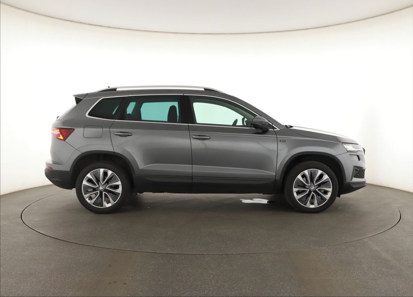 Škoda Karoq, 1.5 TSI, Drive, DRIVE, AUTOMAT - fotka 6