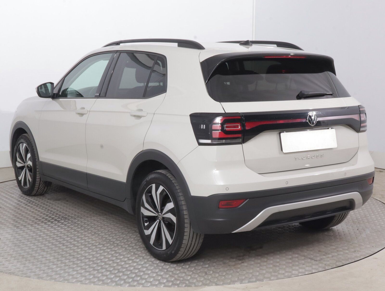 Volkswagen T-Cross, 1.0 TSI, Life, Serv.kniha - fotka 4