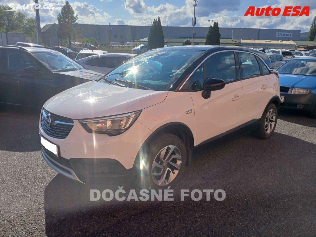 Opel Crossland X, 1.2 PT,ČR