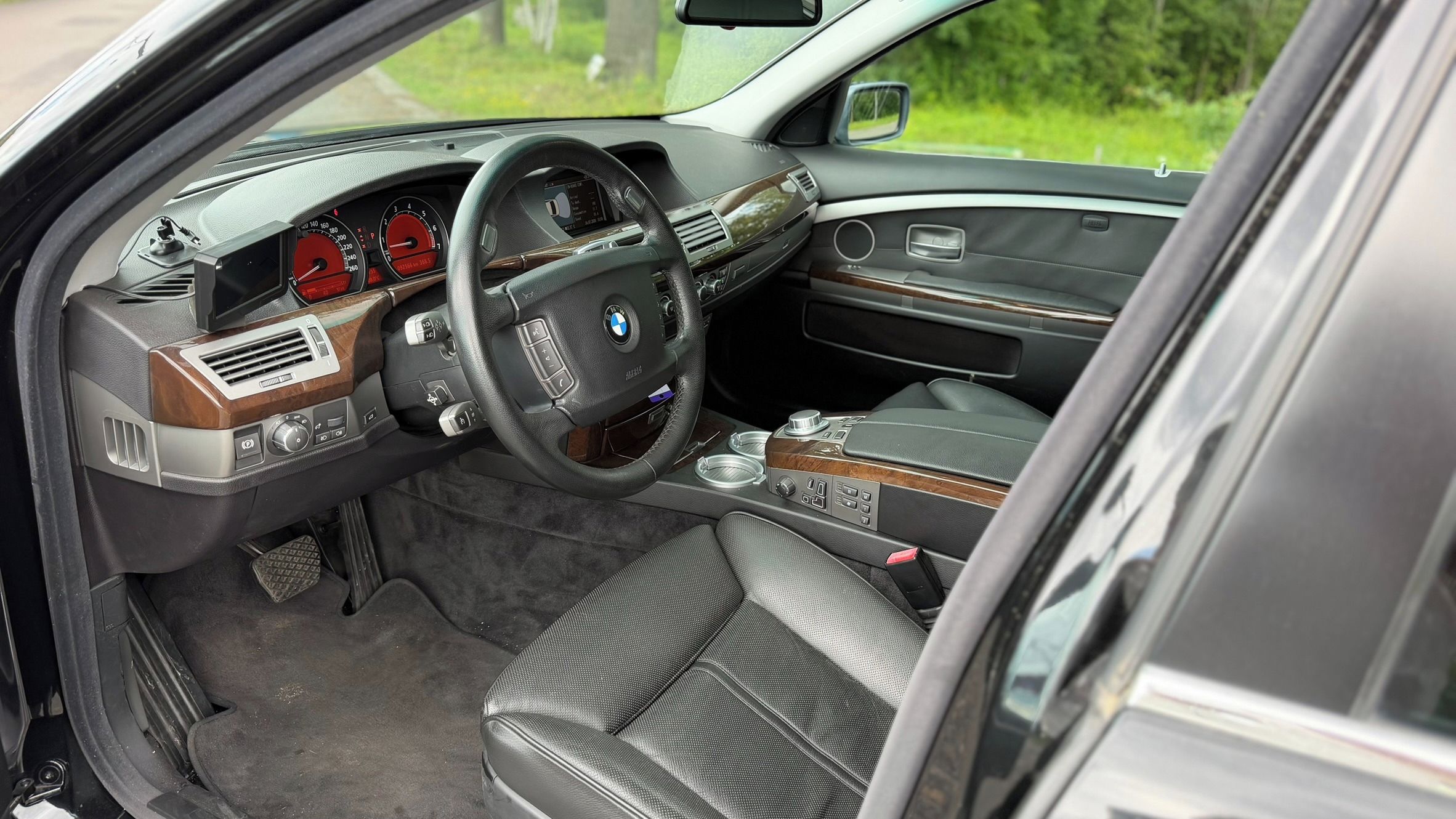 BMW Řada 7, BMW e66 750Li Low mileage - fotka 3