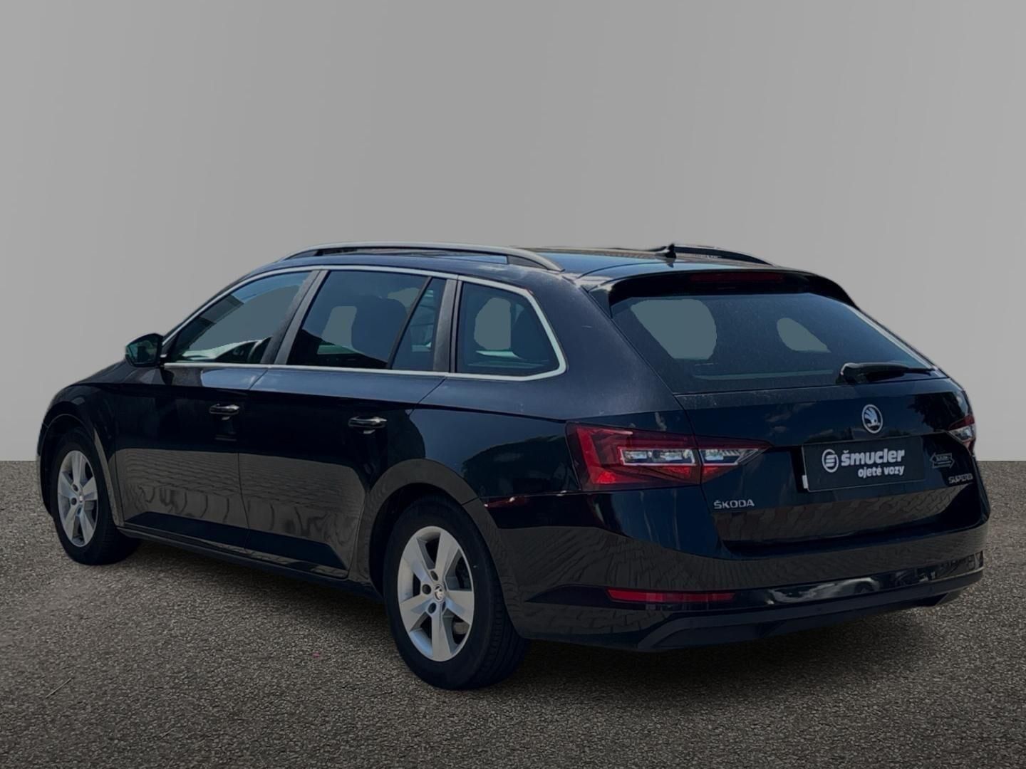 Škoda Superb, 2.0 TDI / 110 kW AMBITION DSG - fotka 2