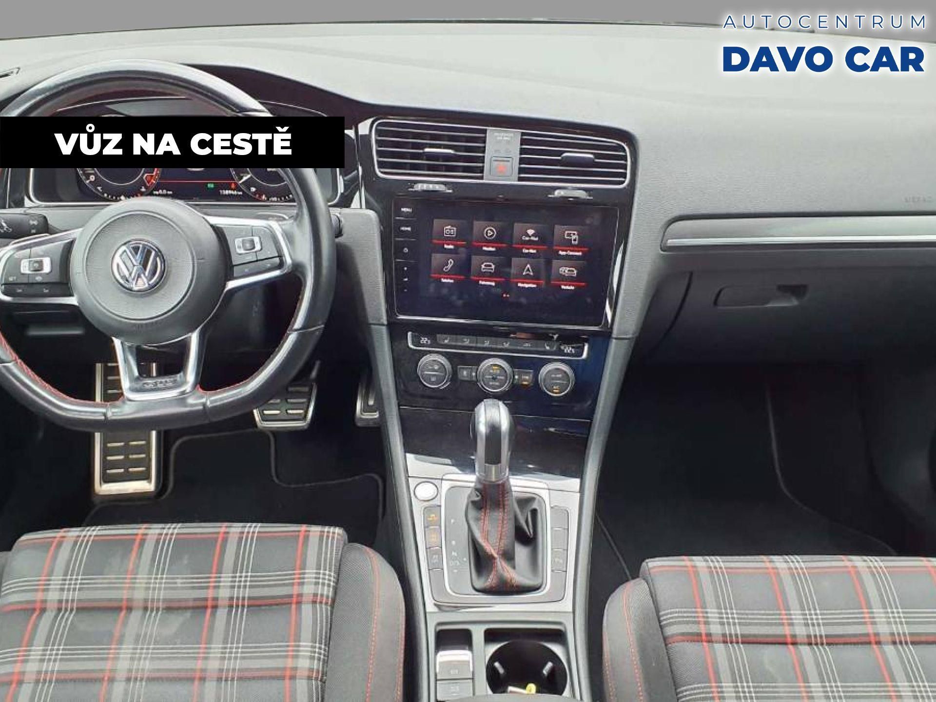 Volkswagen Golf, 2,0 TSI GTI 180kW Performance - fotka 5