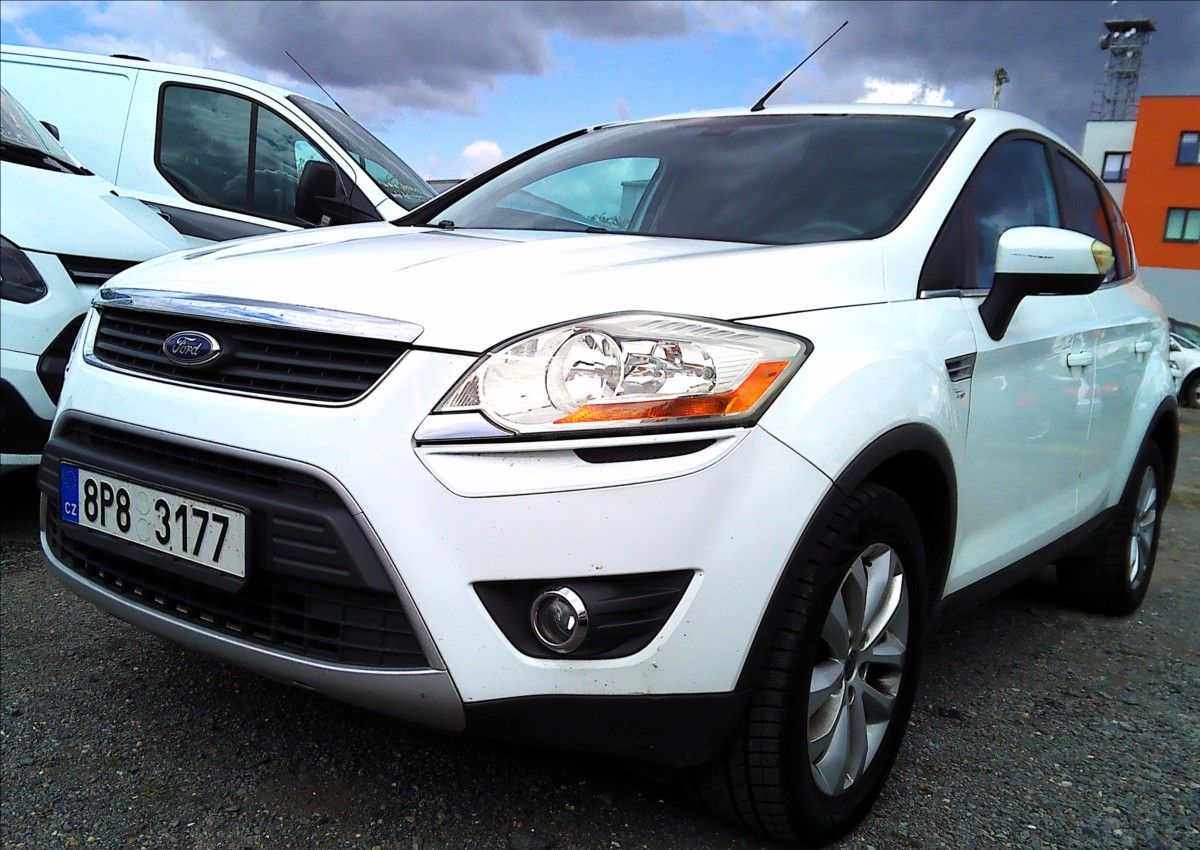 Ford Kuga, 2,0   TDCI TITANIUM SERVISOVAN - fotka 2