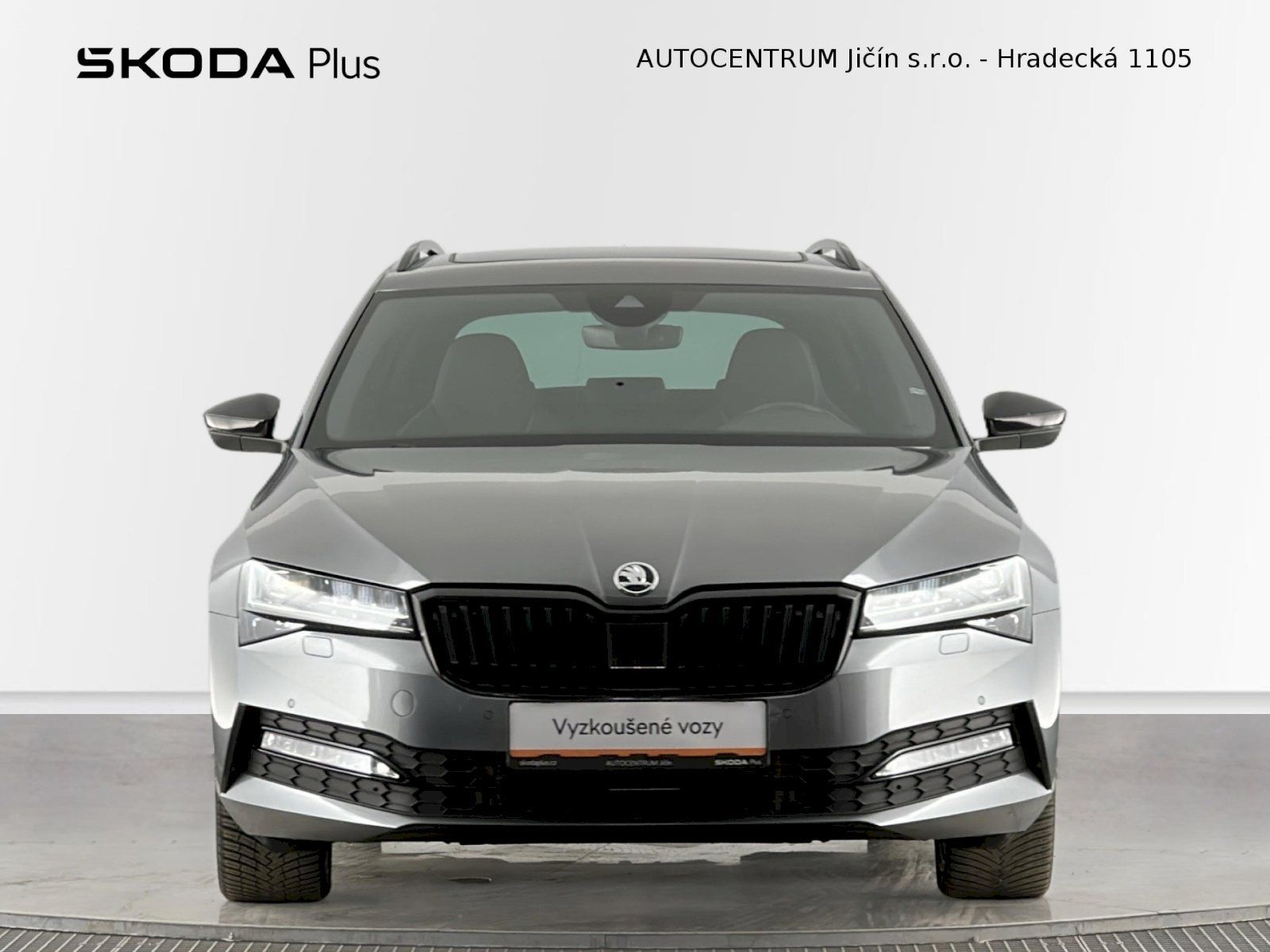 Škoda Superb, Combi DSG 2.0TSI 140kW SportLi - fotka 4