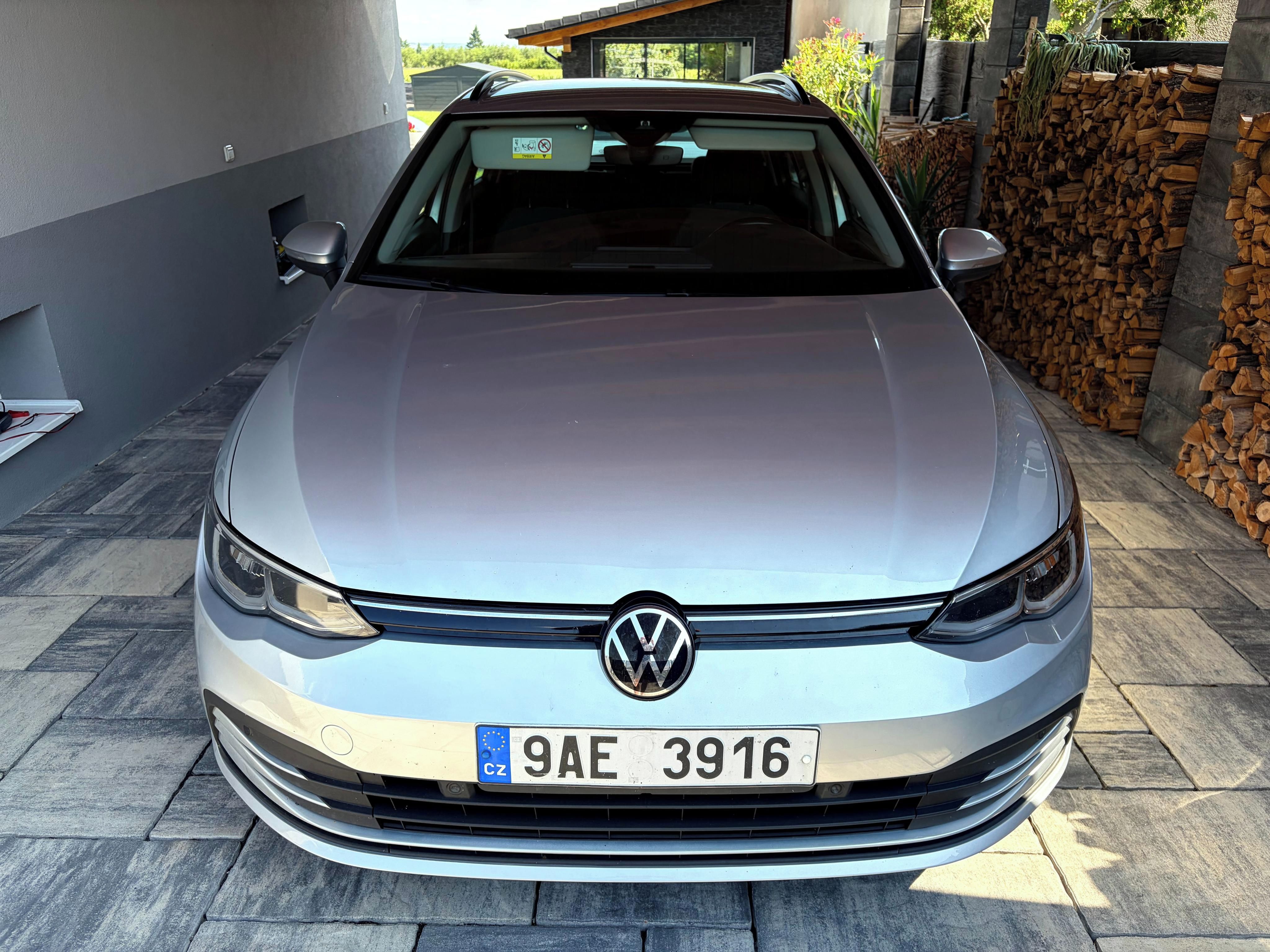 Volkswagen Golf, 1 MAJITEL  SERVISNI KNIHA - fotka 2