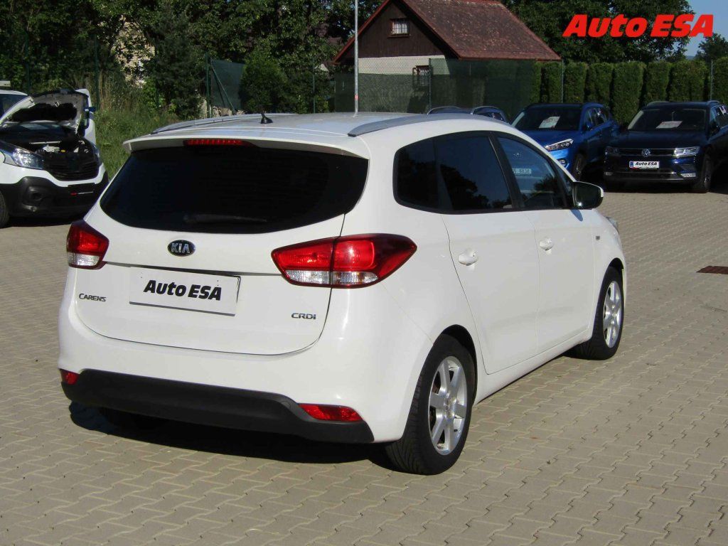 Kia Carens, 1.7 CRDi - fotka 4