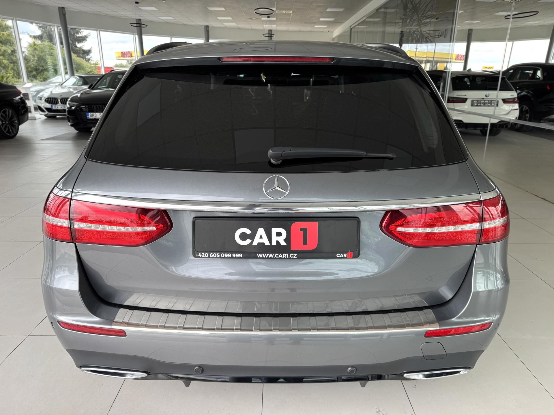 Mercedes-Benz Třídy E, 220d 4Matic AMG*Kamera*Panoram - fotka 6