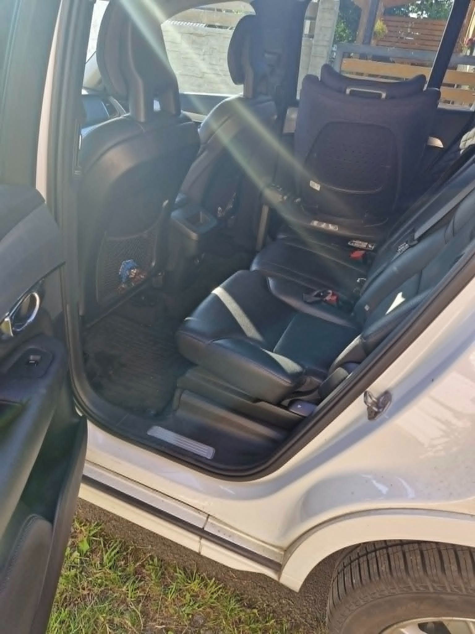 Volvo XC90 - fotka 6