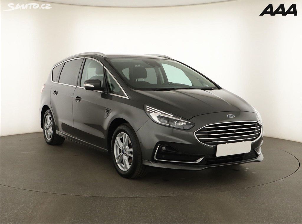 Ford S-MAX, Hybrid, Titanium, Automat, ČR