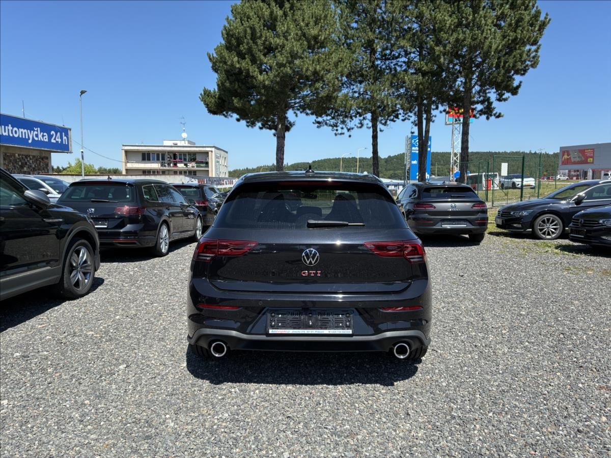 Volkswagen Golf, 2,0 TSI 180 KW GTI - fotka 5