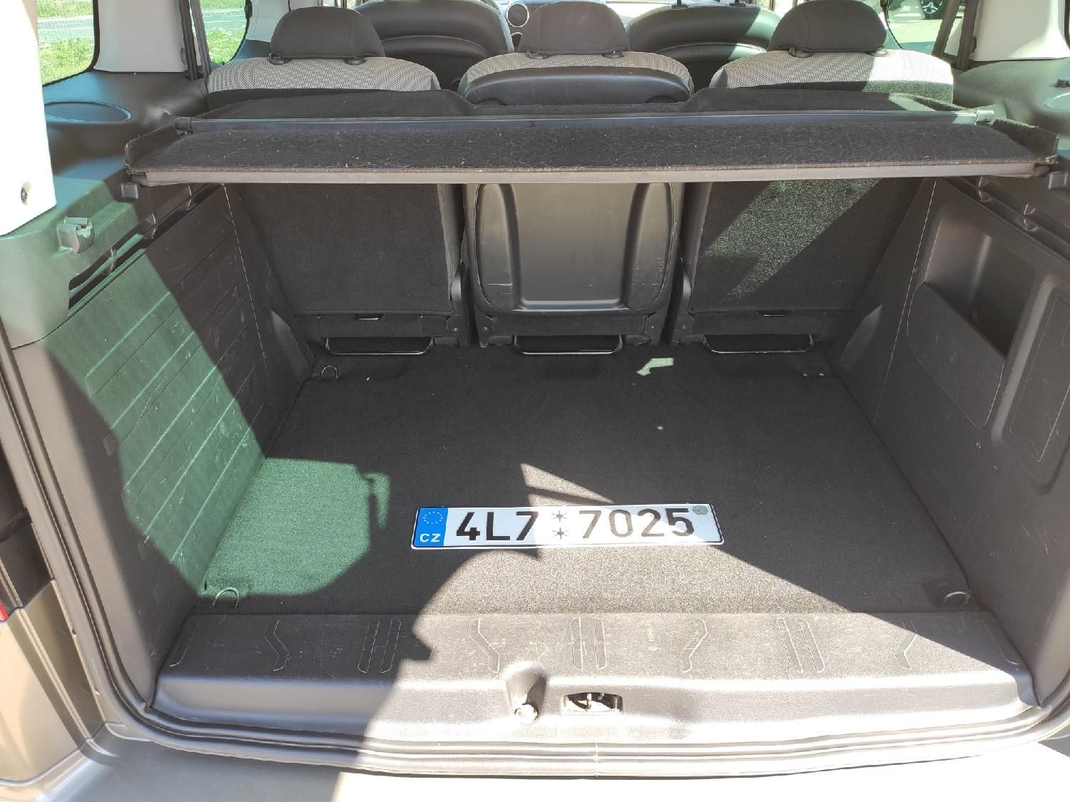 Citroën Berlingo, MULTISPACE EXCLUSIVE 1.6HDI TZ - fotka 6