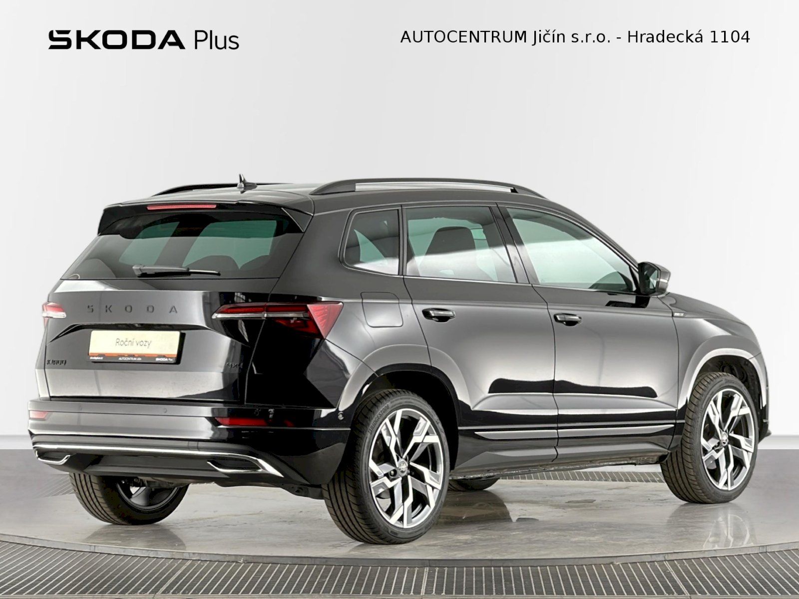 Škoda Karoq, DSG 2.0TDI 110kW 4x4 SportLine - fotka 2