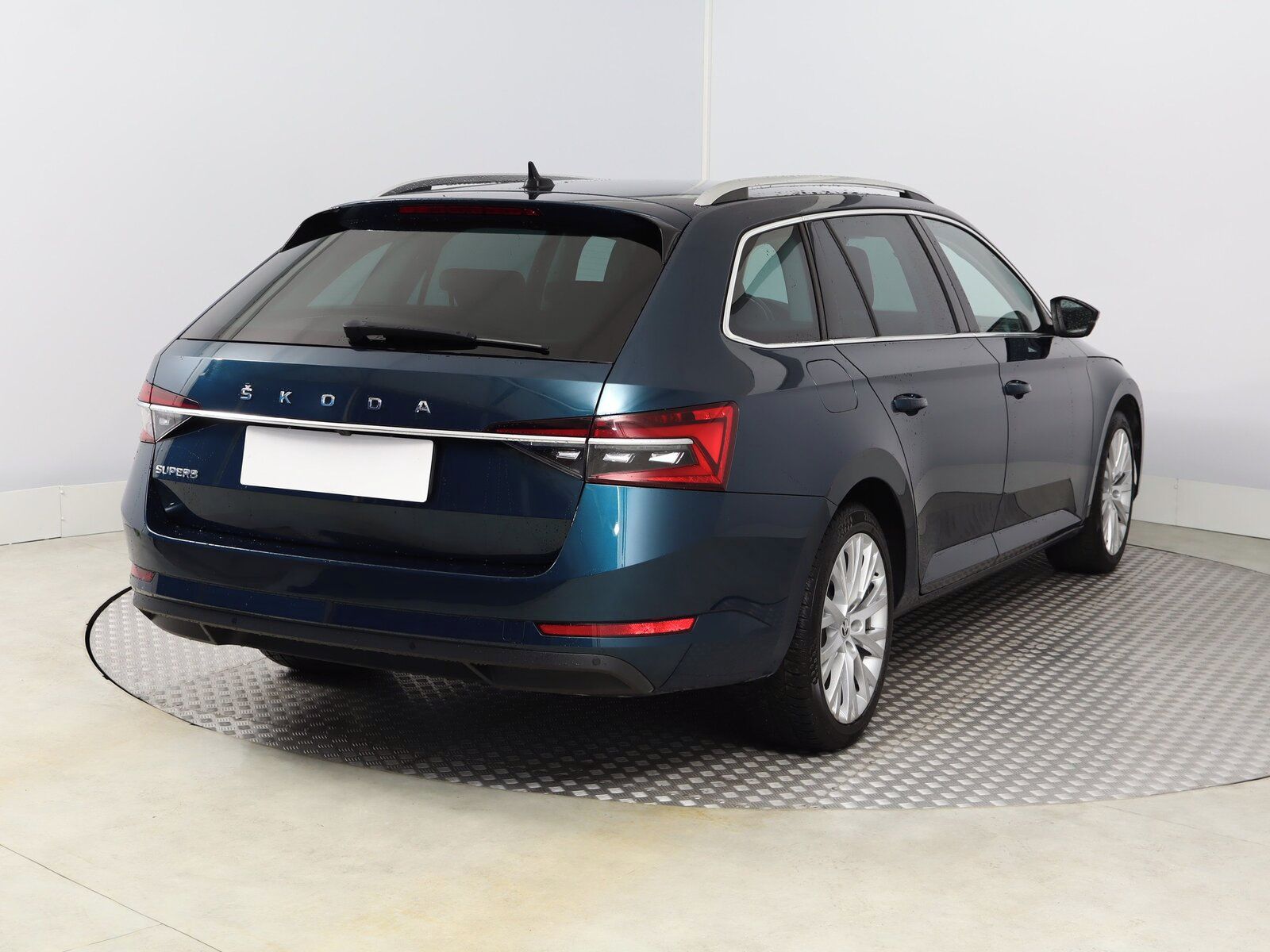 Škoda Superb, 2.0 TDI, Style, Automat - fotka 5