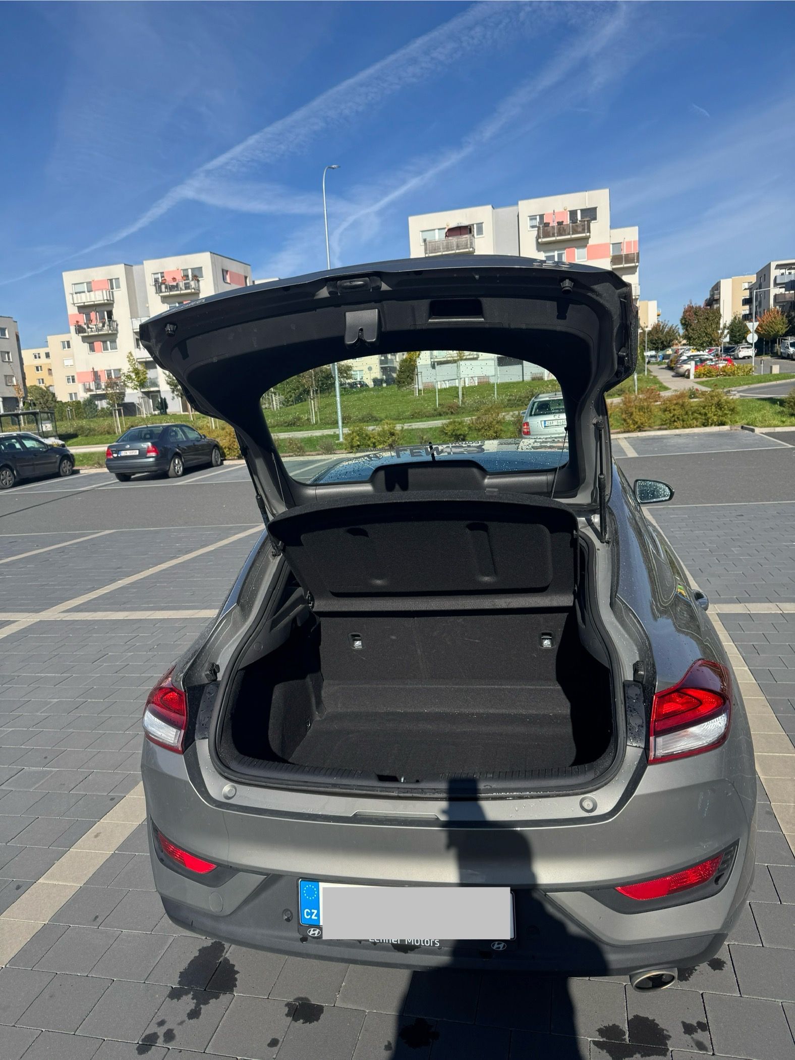 Hyundai i30, Hyundai i30 Fastback 1.6 CRDi - fotka 6