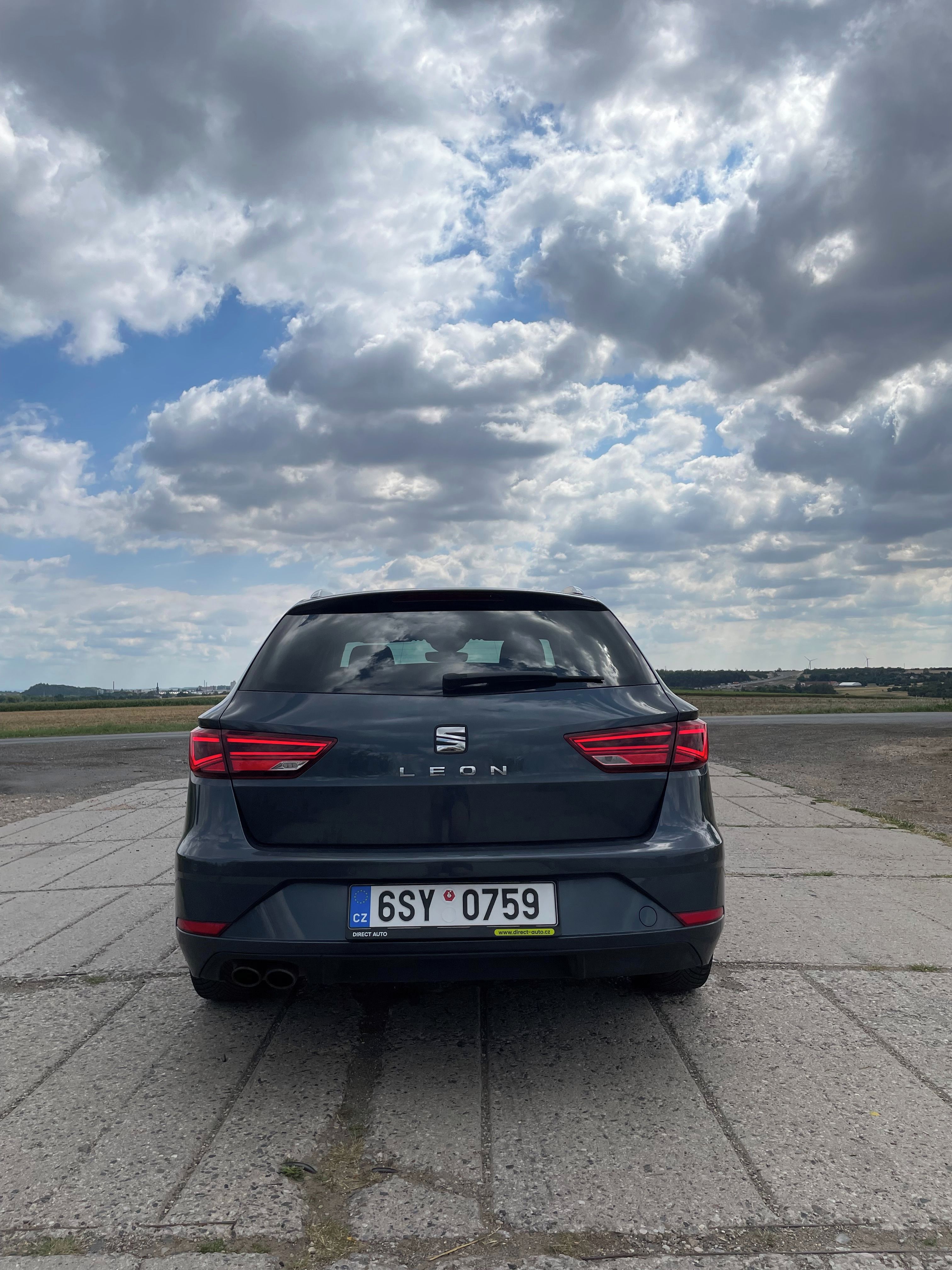 Seat Leon, Seat Leon 5f 2.0 TSI 140kW - fotka 5