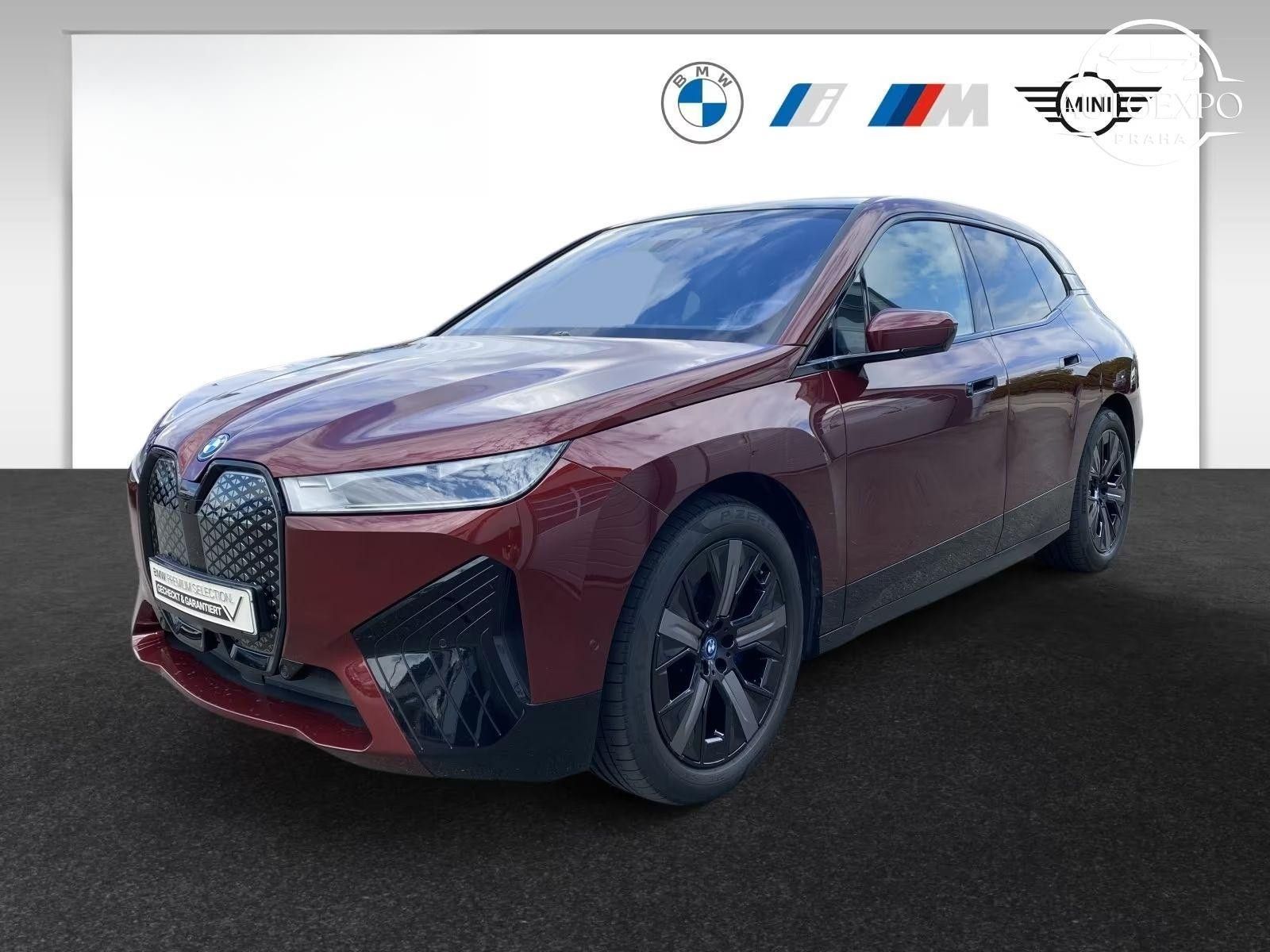 BMW iX, xDrive50 Sportpaket Panorama*