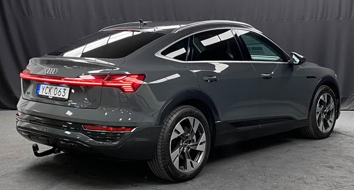 Audi Q8 e-tron, SB 50 Q Kam Tažné 4 zóny LED - fotka 4
