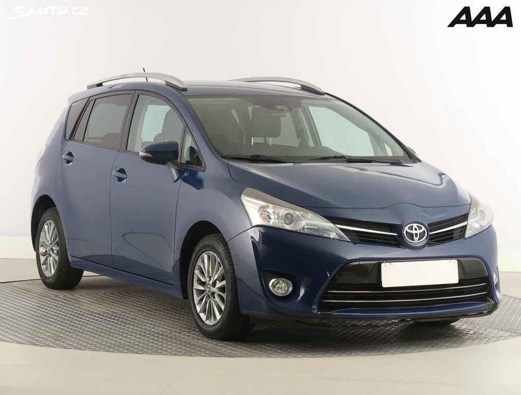 Toyota Verso, 1.6 D-4D, Xenony