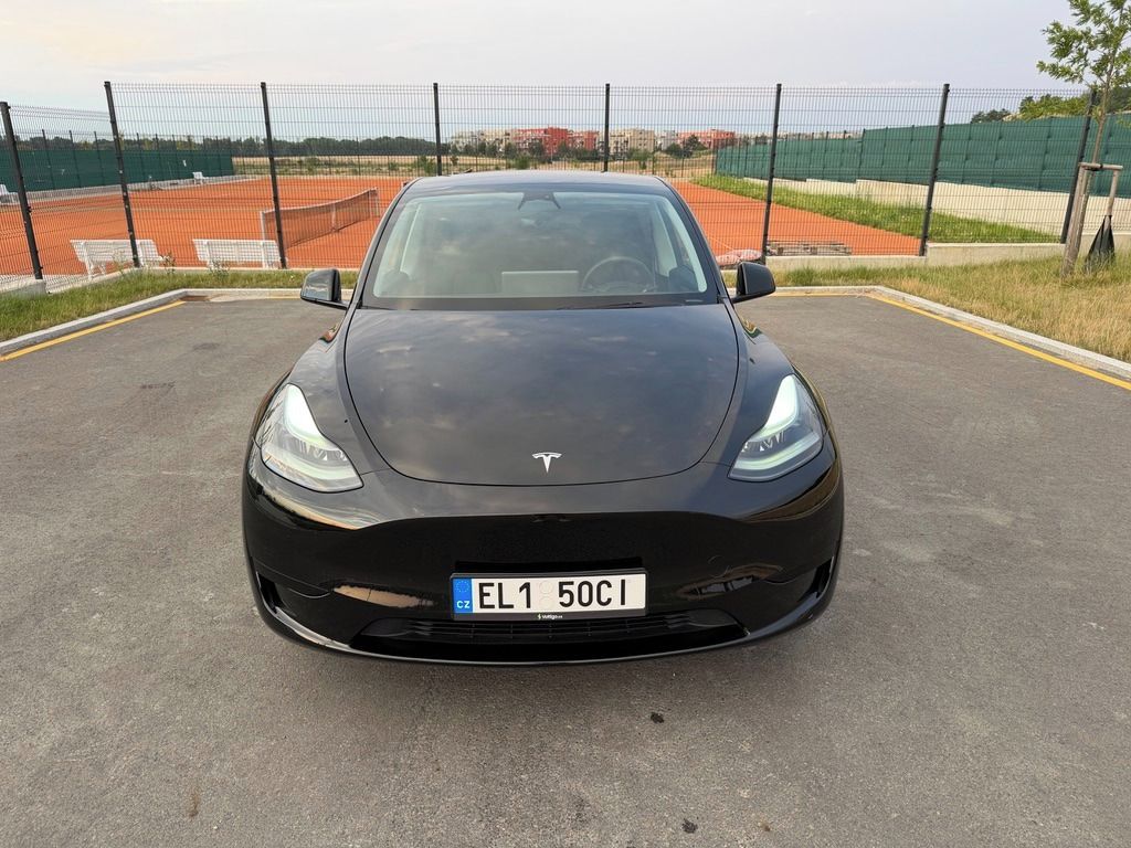Tesla Model Y, Long Range 4WD, SoH 96% - fotka 2
