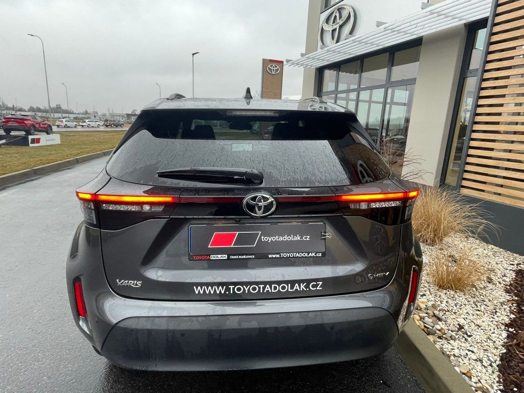 Toyota Yaris Cross, 1.5 Hybrid 130k FWD Style - fotka 5