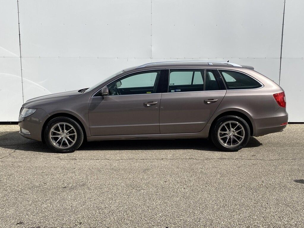 Škoda Superb, Combi 2.0 TDI 103 kW Ambition - fotka 4