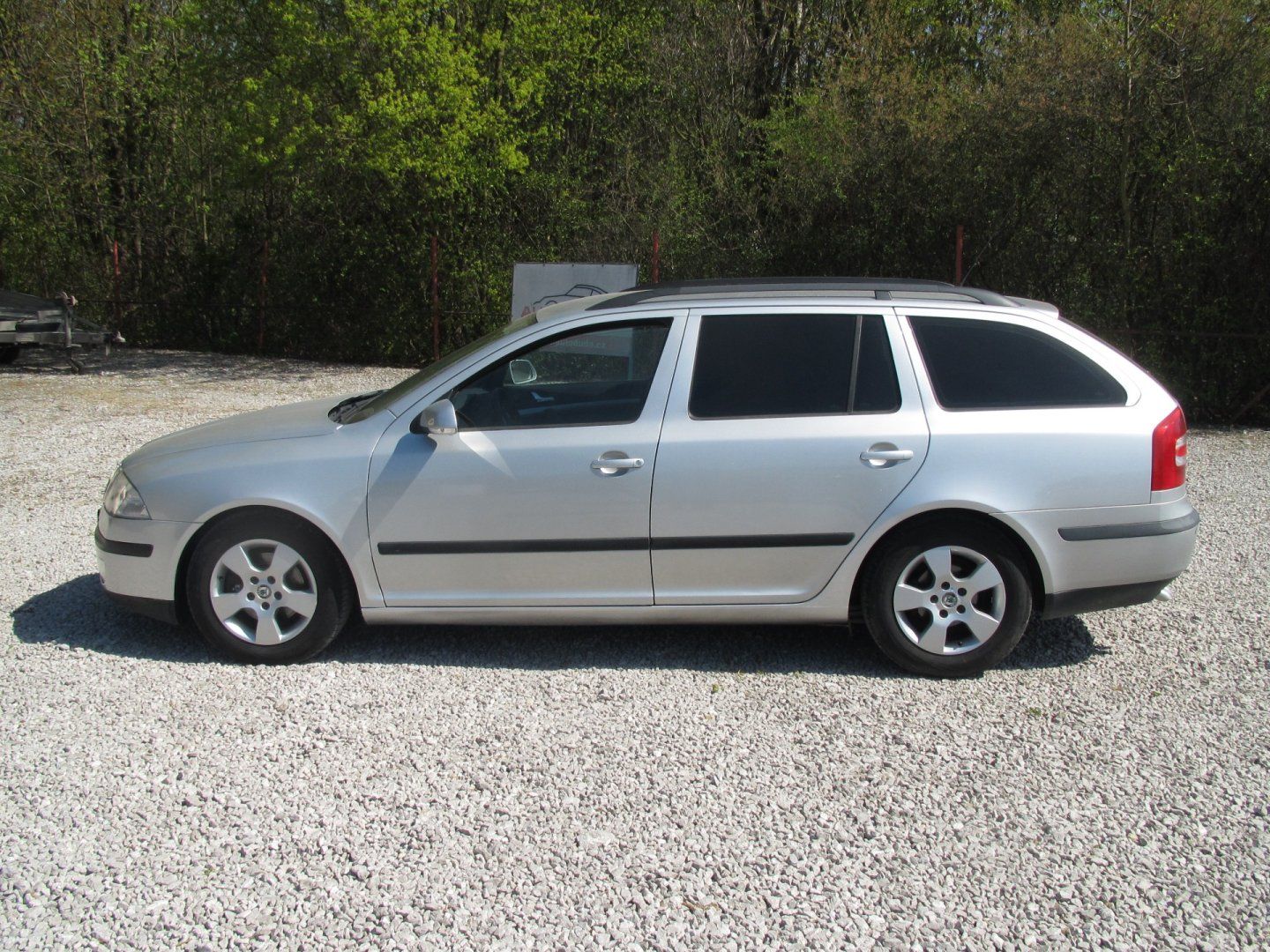 Škoda Octavia, 1. 9 TDI - fotka 3