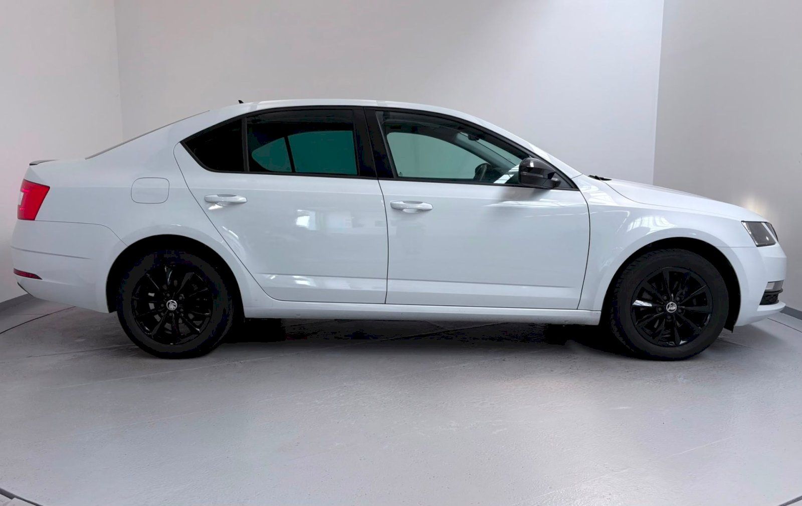 Škoda Octavia, AMBITON 1.5TSI/110kW 6M - fotka 6