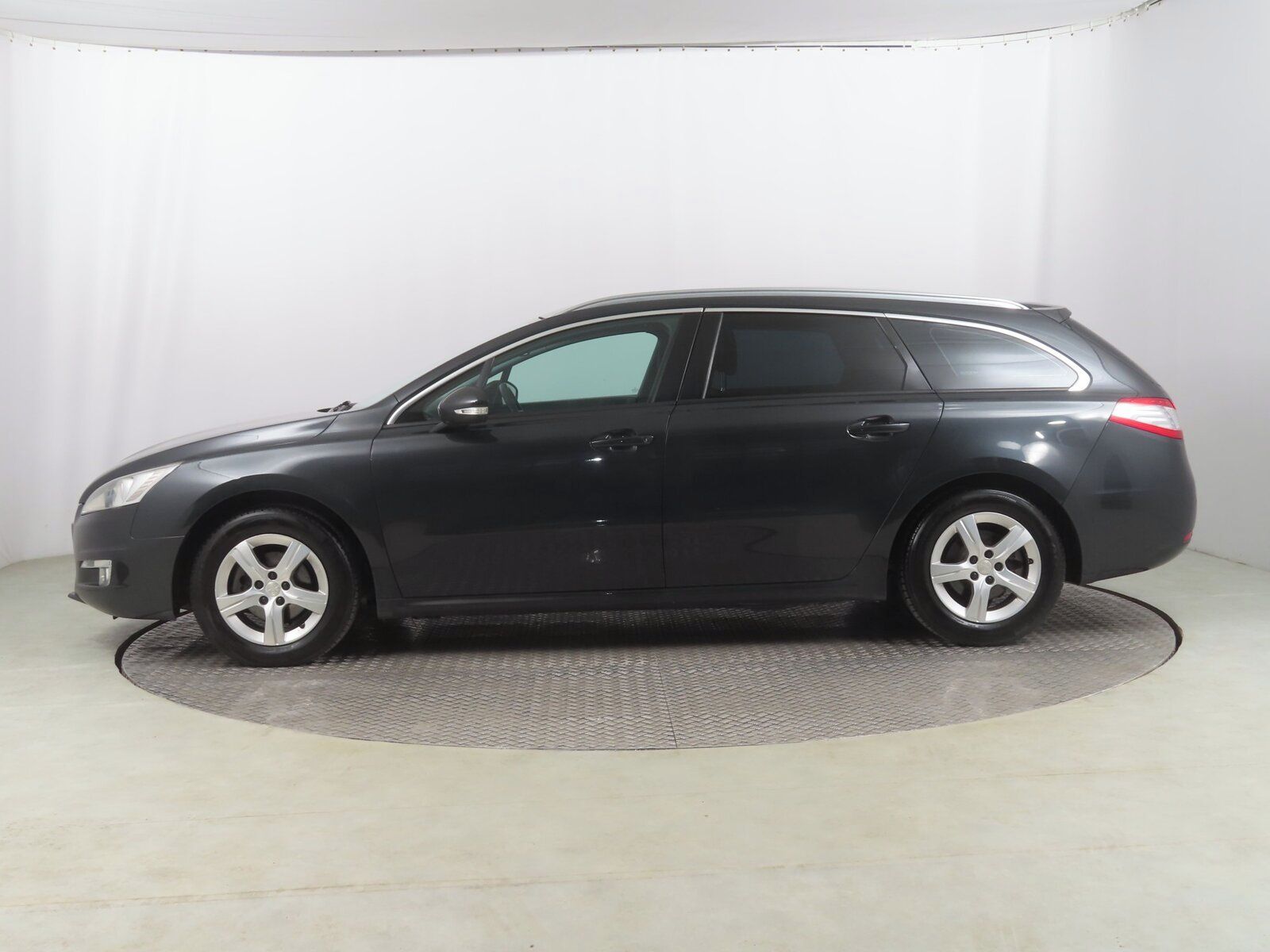 Peugeot 508, 2.0 HDi - fotka 3