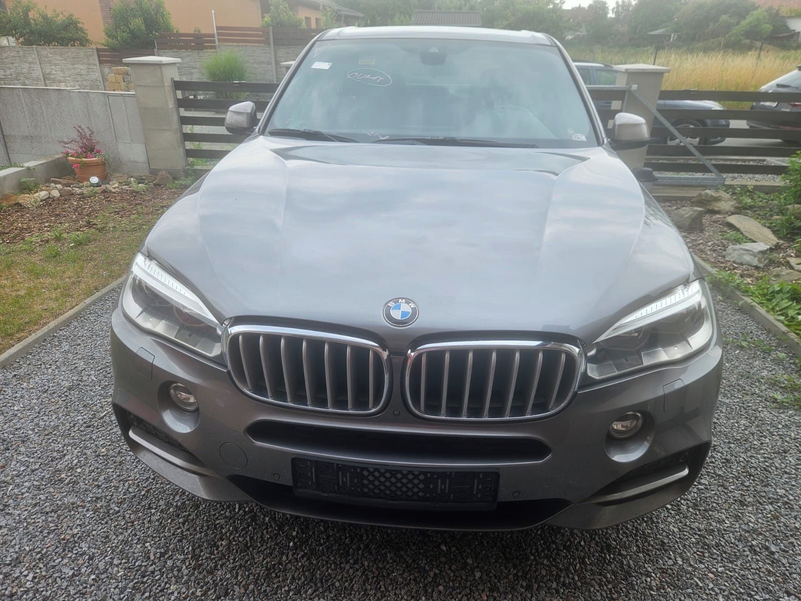 BMW X5, M50D,1MAJITEL NEBOURANÉ ser.k. - fotka 6