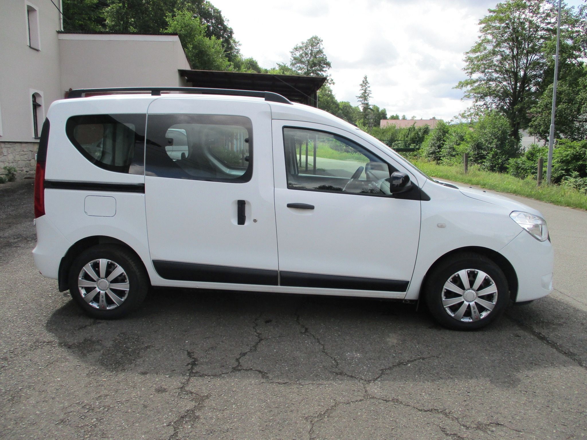 Dacia Dokker, 1.3 - 5 míst, vč. DPH - fotka 6