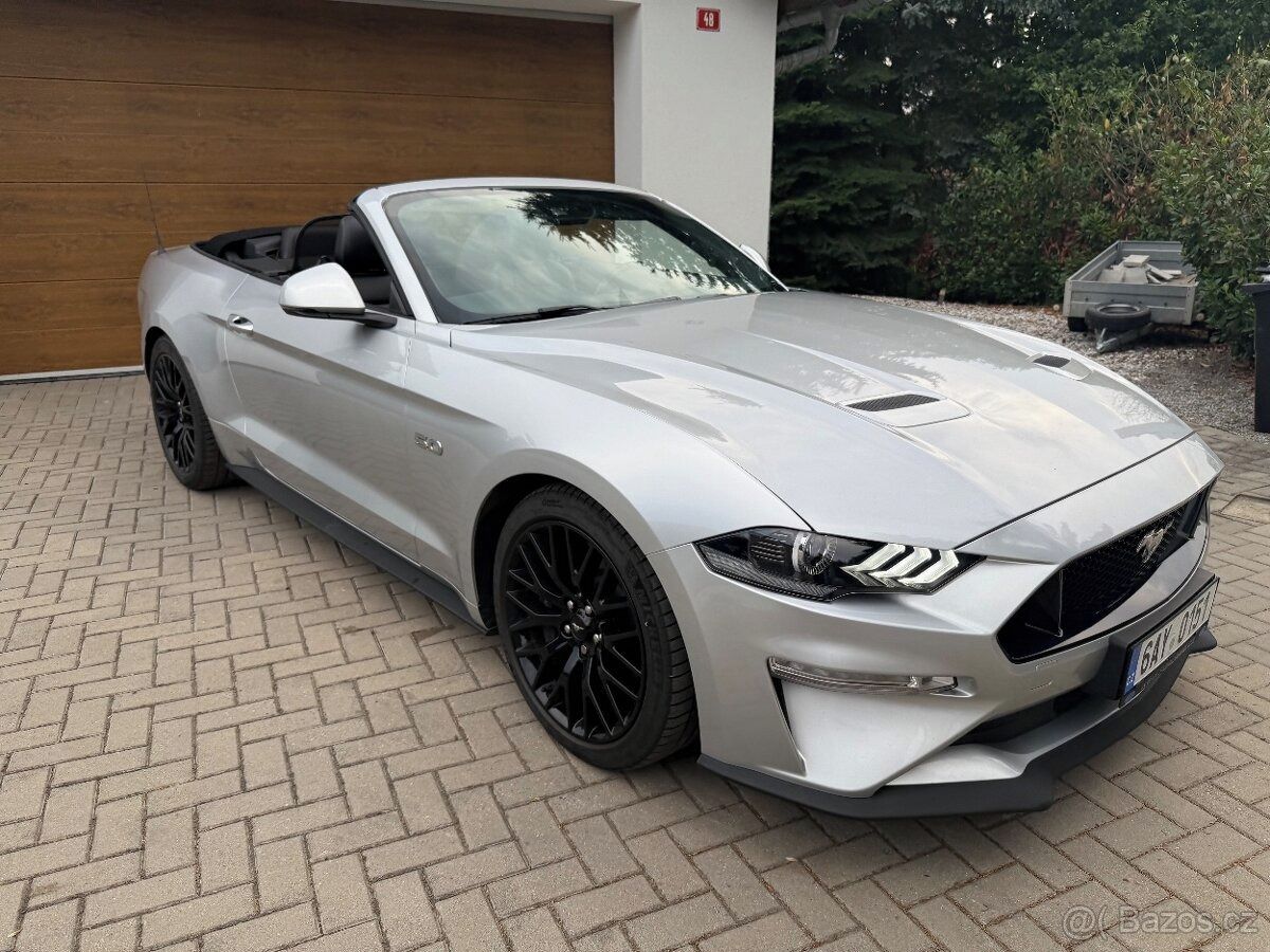 Ford Mustang, 5.0 V8 Cabrio 331kw Facelift - fotka 6