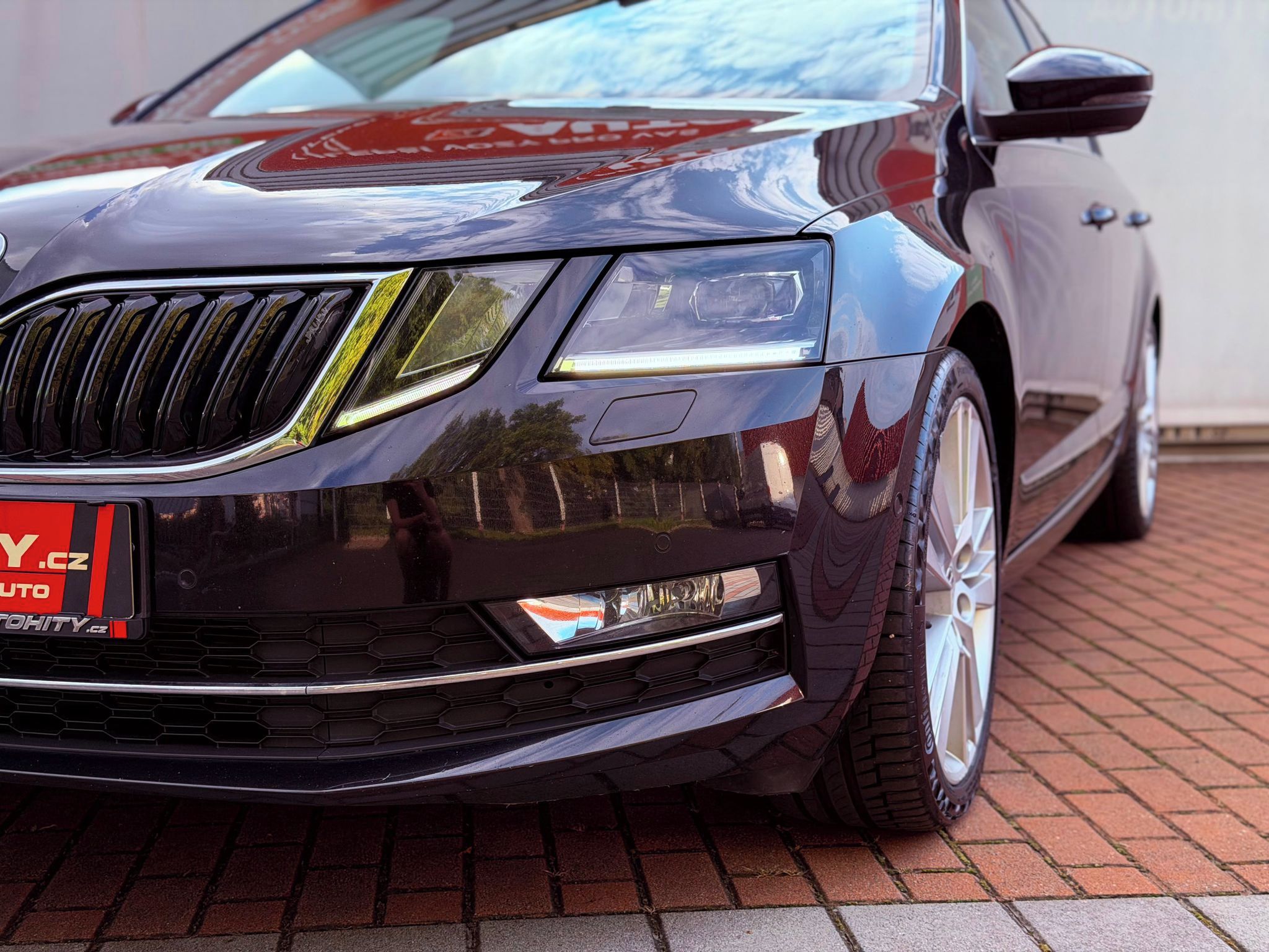 Škoda Octavia, 1.4 TSi DSG Style, Serviska - fotka 3