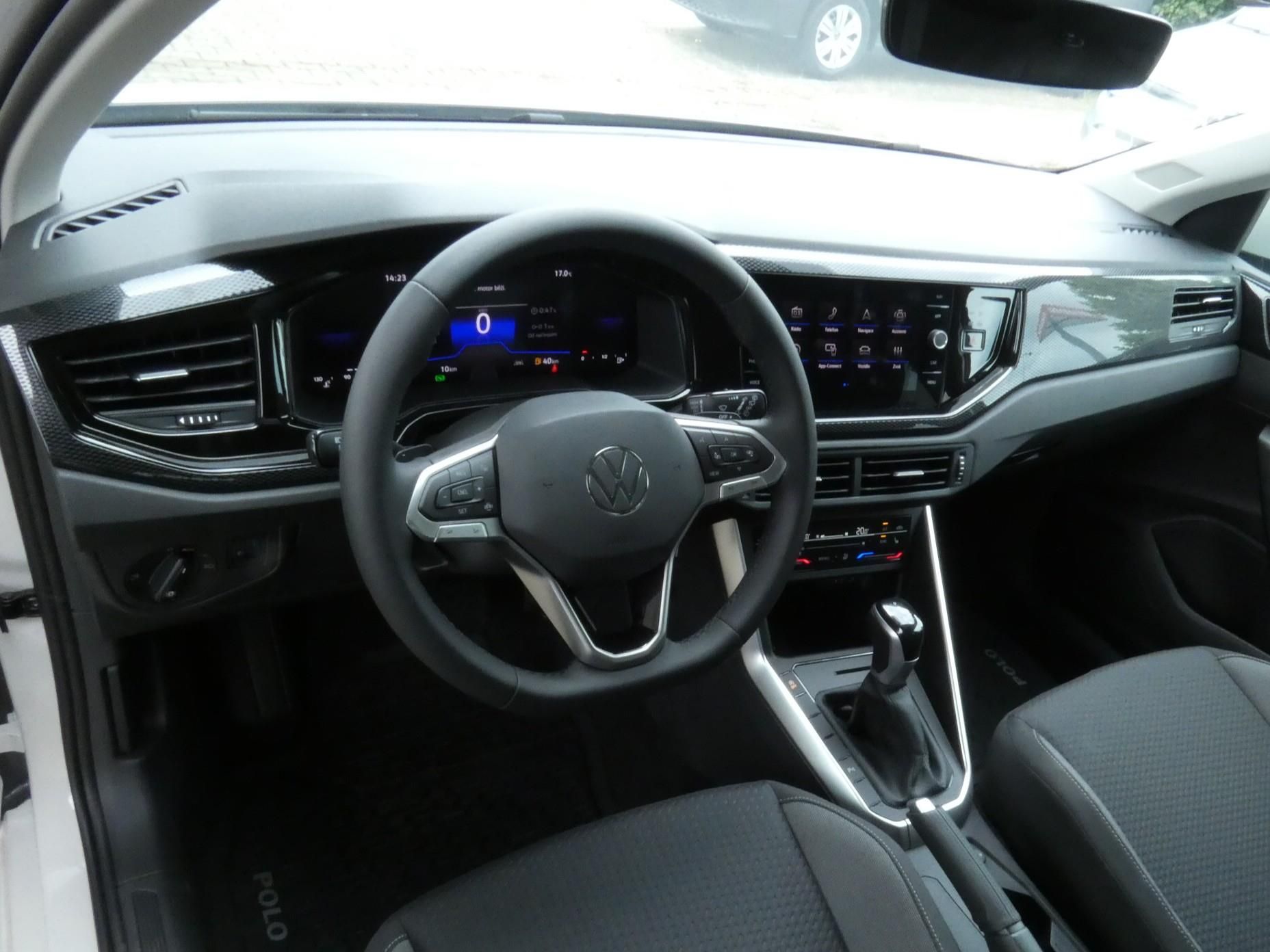 Volkswagen Polo, People 1,0 TSI 85 kW 7DSG - fotka 5