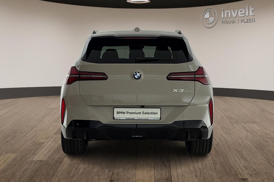 BMW X3, xDrive40d - fotka 4