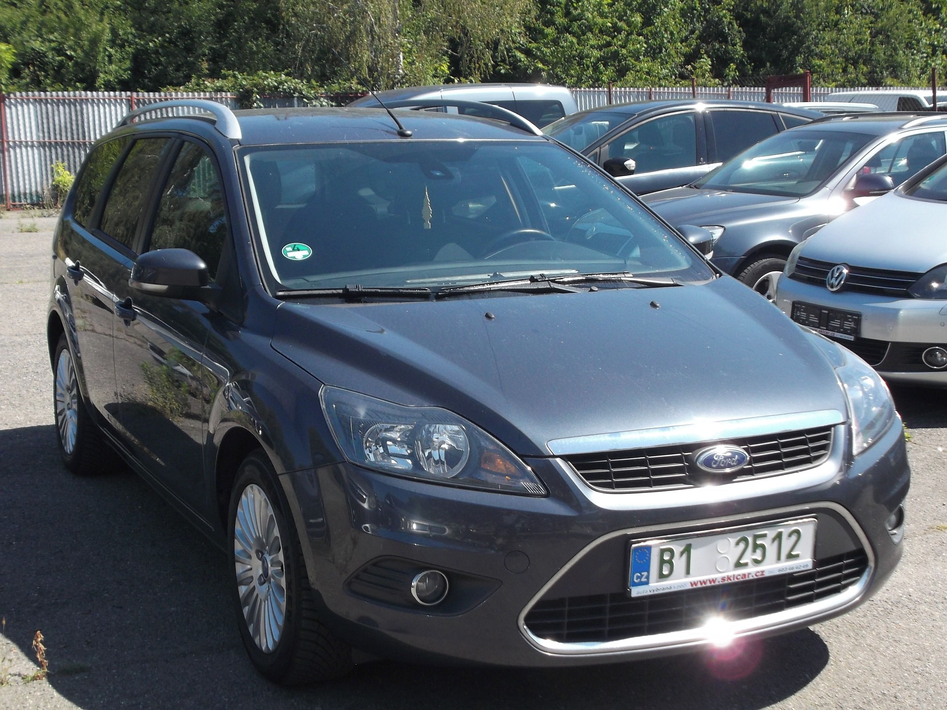 Ford Focus, 1,6 16V Titanium PDC,vyhř.sklo - fotka 3