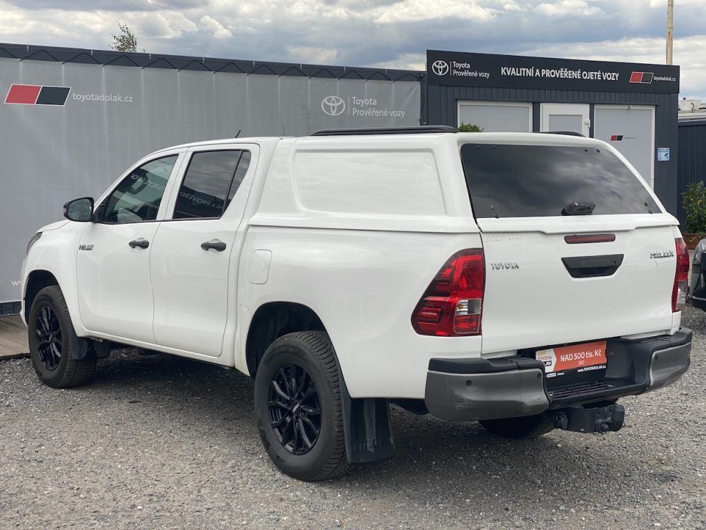 Toyota Hilux, 2.4D, ČR, Live, tažné - fotka 5