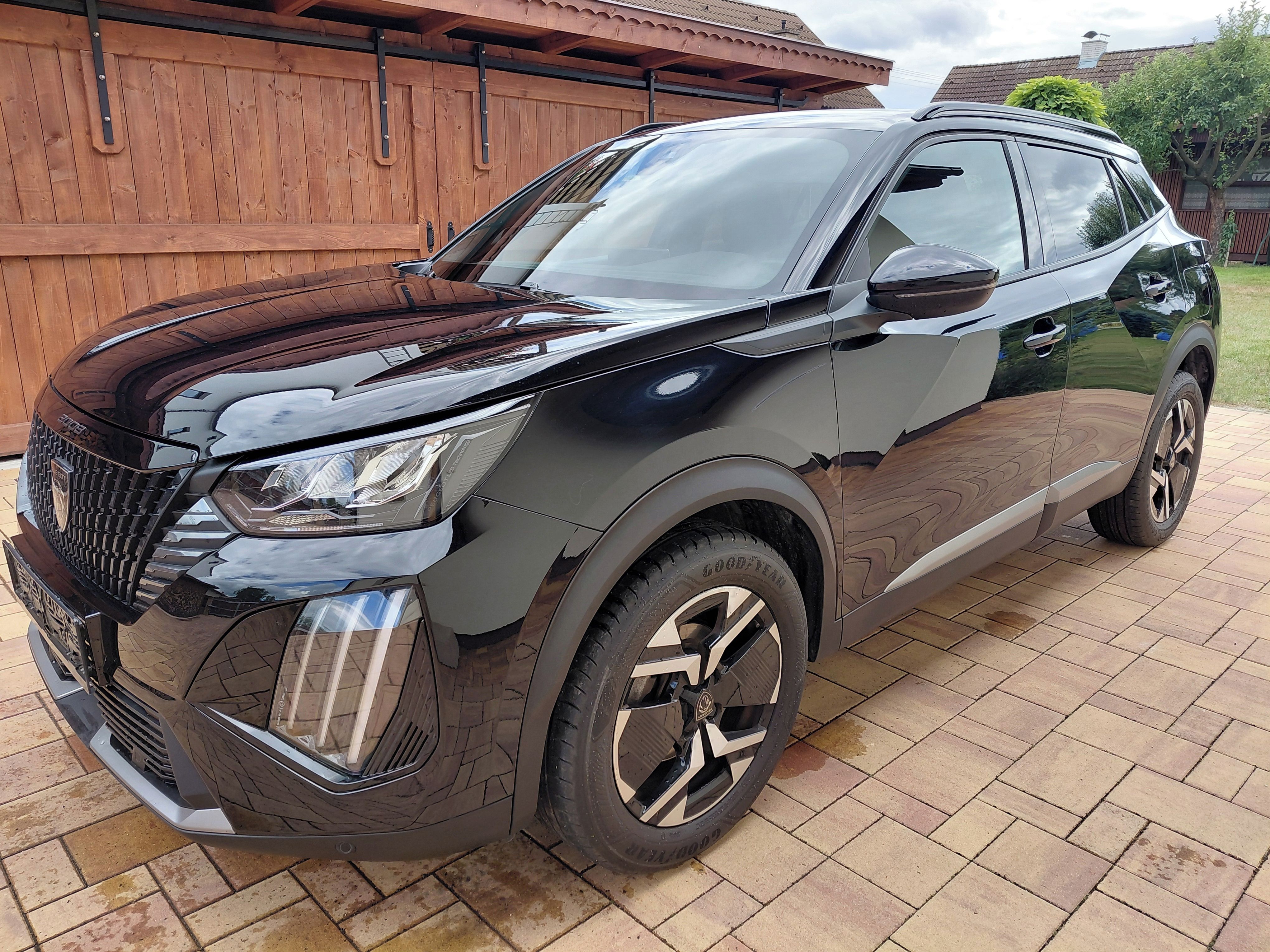 Peugeot 2008, 1.2i PureTech 110, 6-ti rychl.