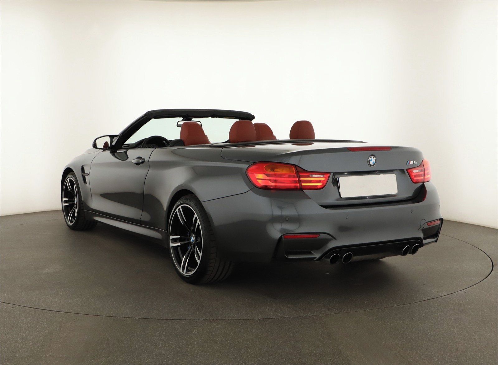 BMW M4, M4, ČR, DPH, 2. Majitel - fotka 4
