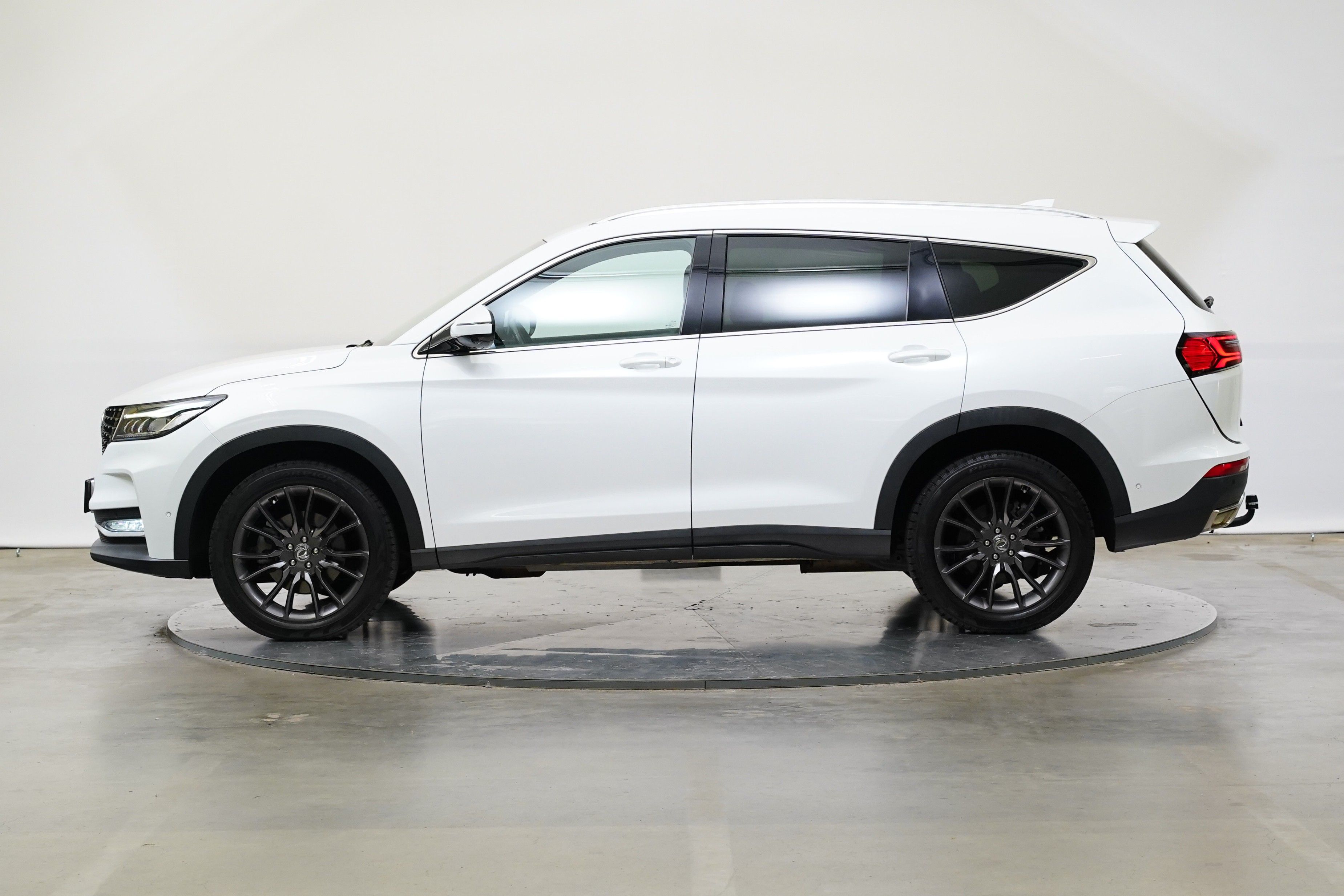 Dongfeng Fengon 7, 2.0 GDI 162 kW - fotka 3