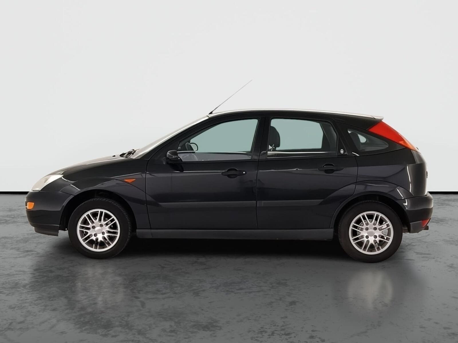 Ford Focus, 1.6 16V, po STK, Klima - fotka 3